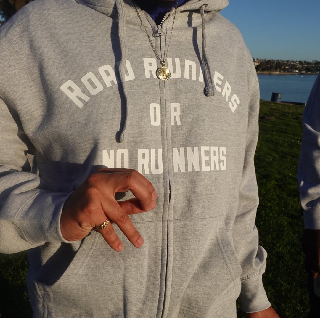 ROAD RUNNERS OR NO RUNNERS